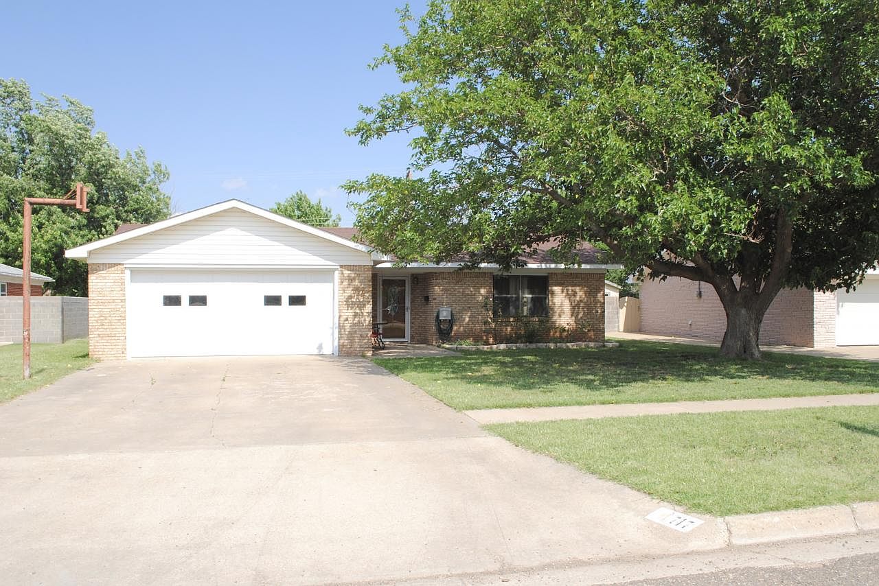 717 Mills Ave, Dumas, TX 79029 Zillow