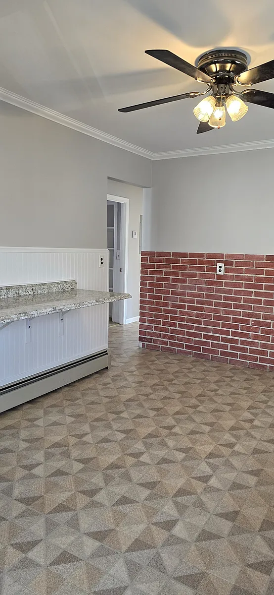 Building Photo - 5 Colby St #B