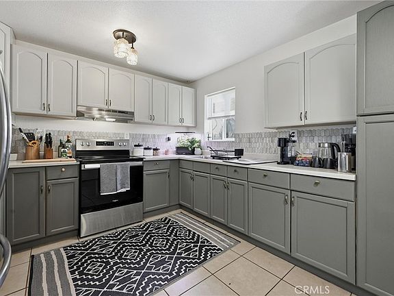 5th image of 15664 31st Ave