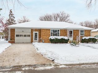 461 Oak Lawn Ave, Green Bay, WI 54304