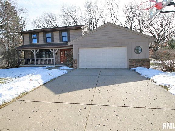 2nd image of 802 W Brookforest Dr
