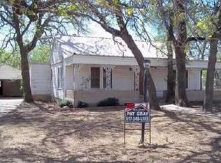 2404 Avenue D, Brownwood, TX 76801