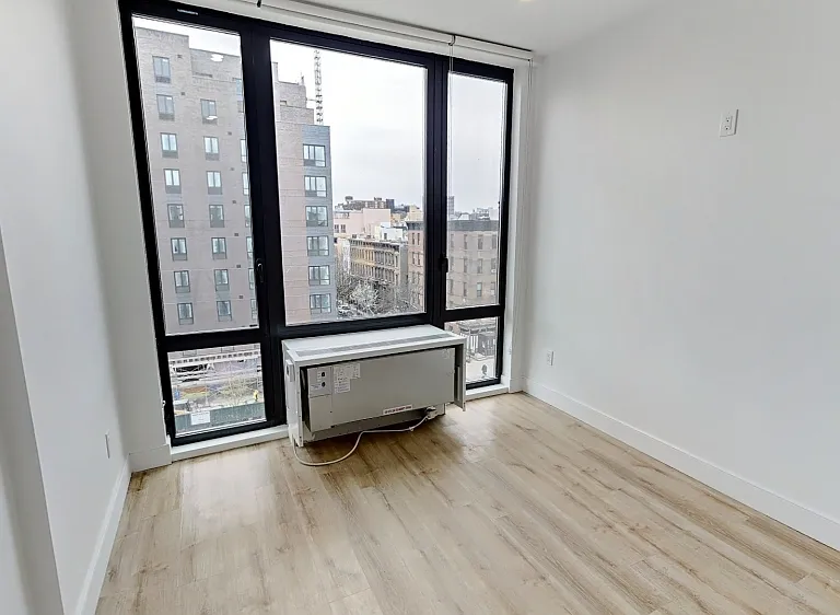 416 Lenox Ave #3B — Photo 7