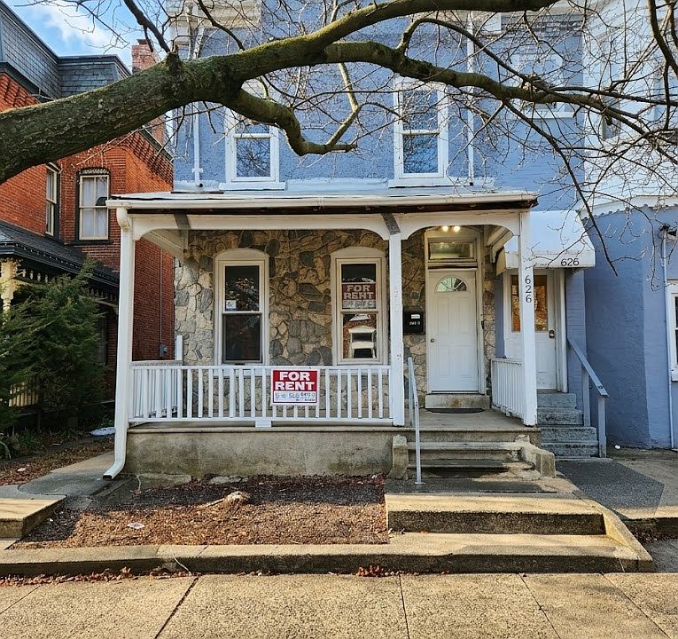 1st image of 626 N 6th St Unit 1