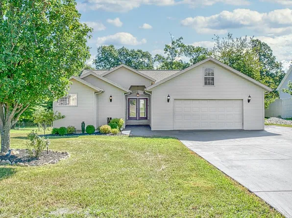 177 Prosperity Dr, Baxter, TN 38544