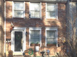 19829 Wheelwright Dr, Gaithersburg, MD 20886