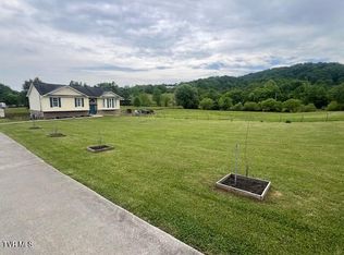 365 Guthrie Greene Rd, Bulls Gap, TN 37711