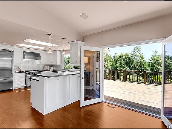 3rd image of 16623 NE 180th Pl