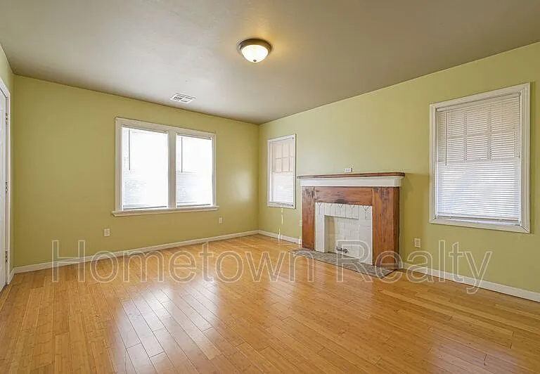 2231 NW 12th St #2231.5 — Photo 6