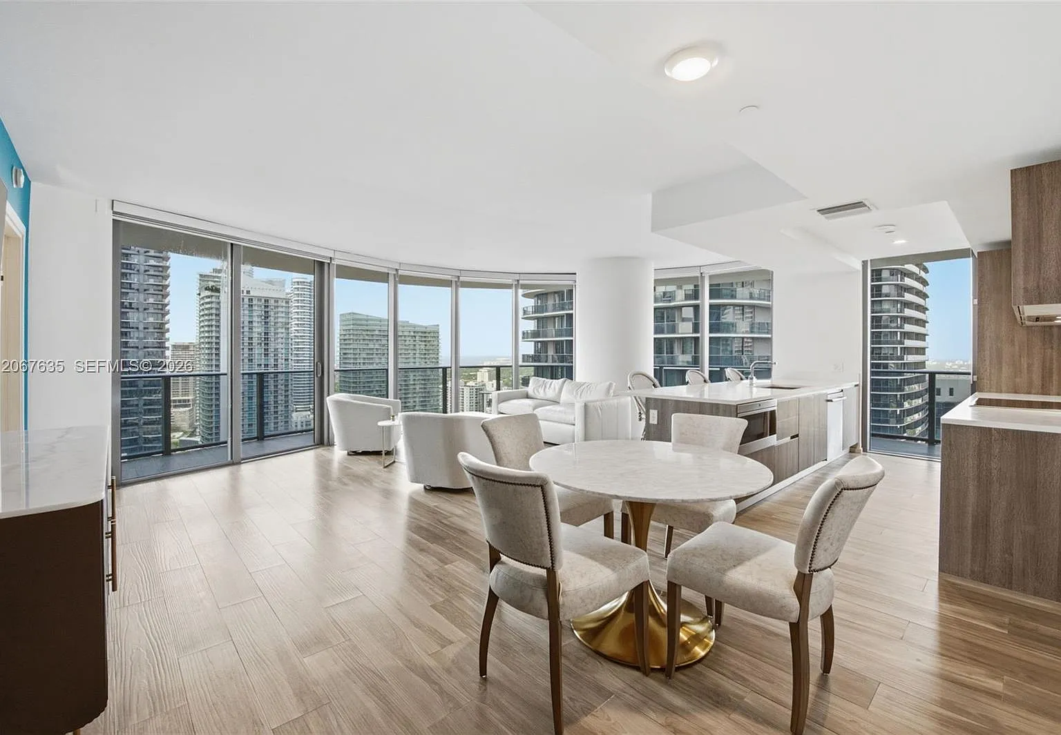 801 Sma Residences Condo — Photo 1