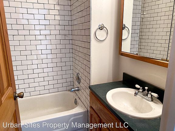 4th image of 1777 Sycamore St APT 6