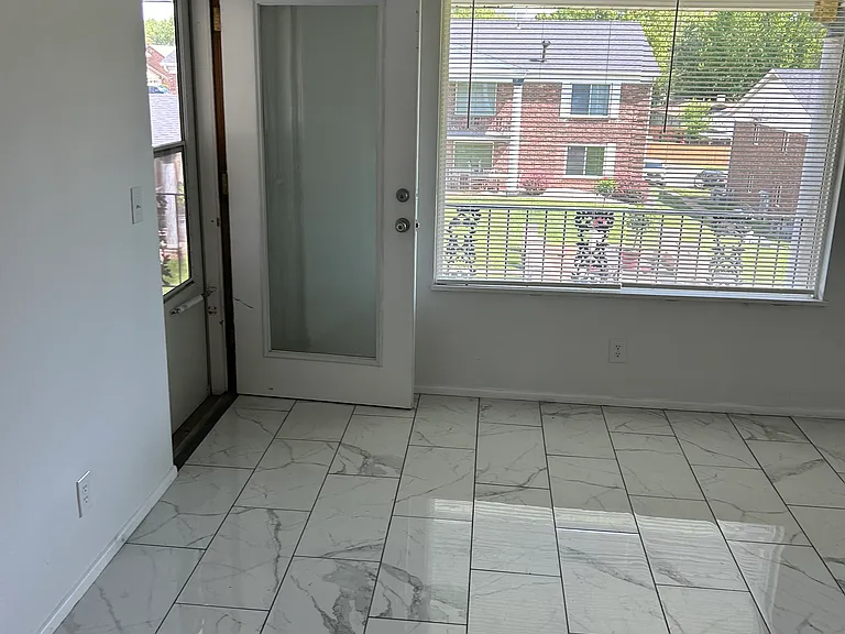 217 Anderson Ln #B — Photo 6