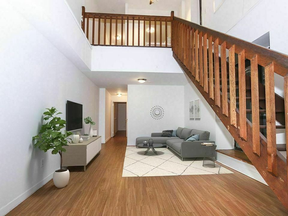 1st image of 231 E 33rd St #1HI