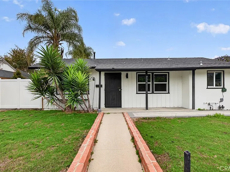 7359 Louise Ave — Photo 27