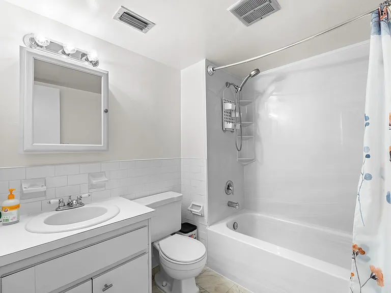 4501 NE 21st Ave #406 — Photo 20
