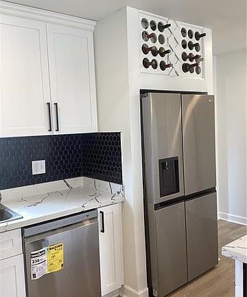 4th image of 1457 Lauradale Dr