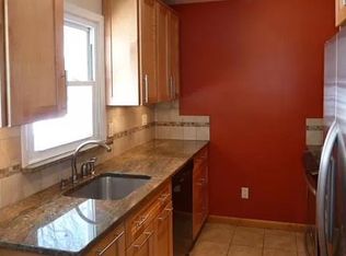 8 Ticonderoga Rd, Carmel, NY 10512