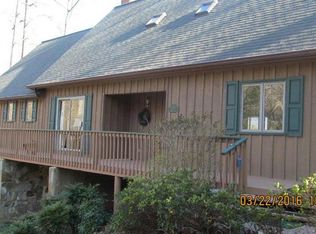 5378 Pine Crest Rd, Young Harris, GA 30582