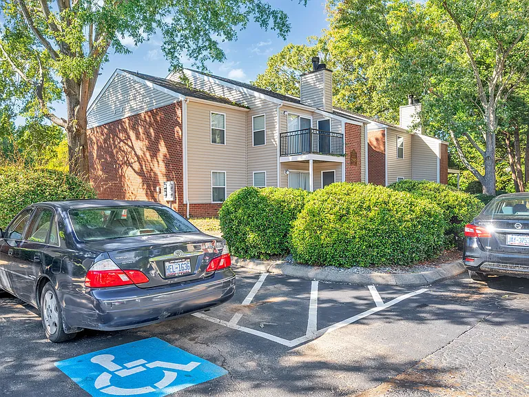 Summit Eastchester — Photo 22