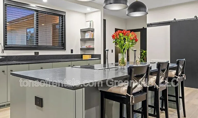 128 Sanctuary Ln — Photo 10
