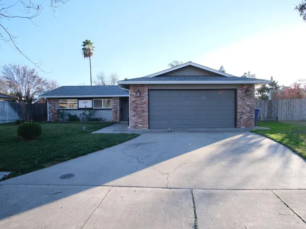 2216 Jeanine Dr, Modesto, CA 95355