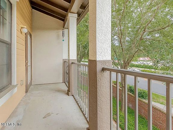 4th image of 9823 Tapestry Park Cir