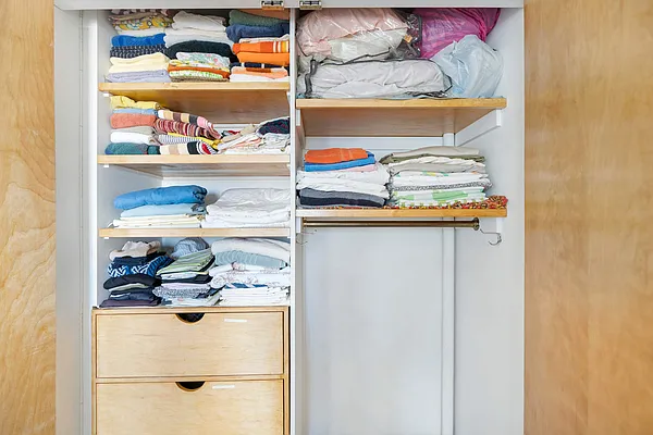 Sold by Compass | media 18