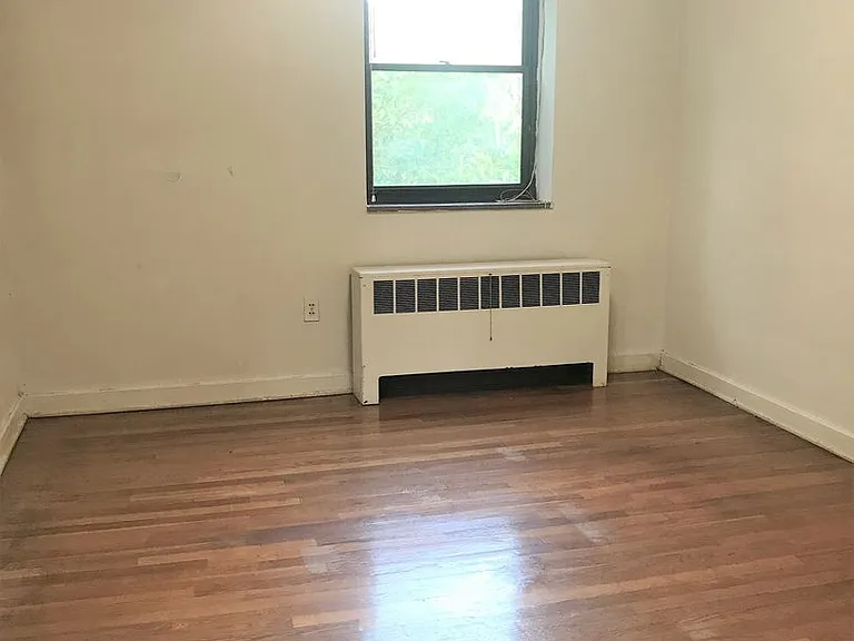 North Hills - Apartments For Rent In Pittsburgh — Photo 3