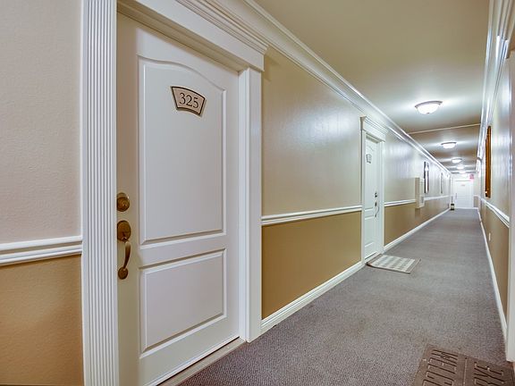 2nd image of 860 Turquoise St Unit 325