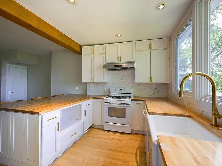 5188 Fulton St NW — Photo 13
