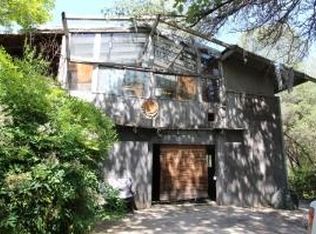 15916 Cindee Ln, Redding, CA 96001