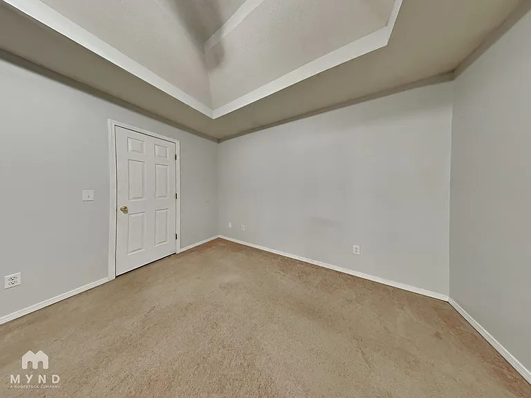 674 N Jonathan Ave — Photo 8