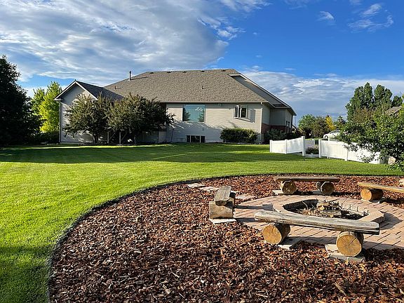 Fire pit