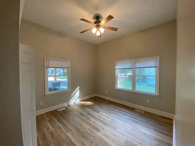 309 N Webb St — Photo 19