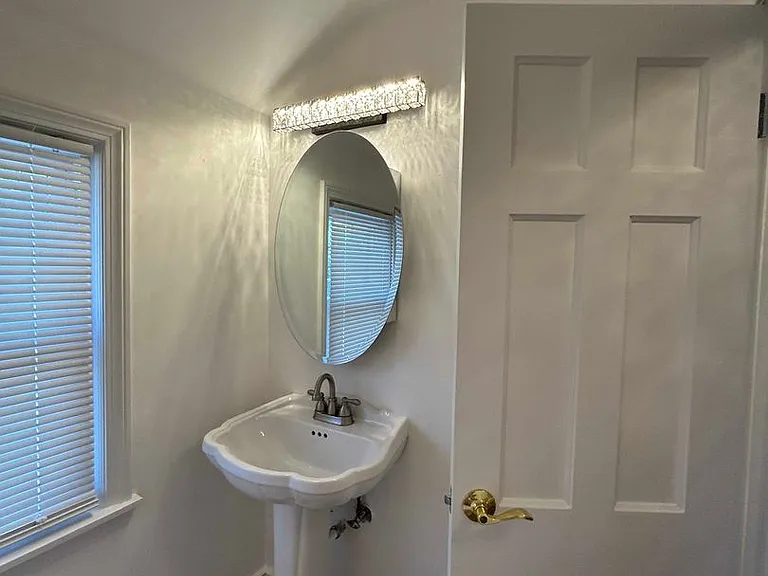 4854 Edsal Dr — Photo 24