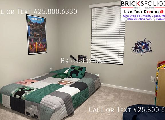 3rd image of 6454 Langley Ave NE #70