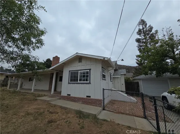 12321 Fremont St, Yucaipa, CA 92399