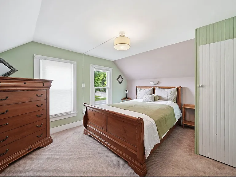 516 S Main St — Photo 10