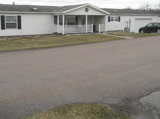 1122 Grandview Dr, Berlin, PA 15530