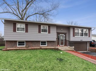6867 Longmeadow Ln, Hanover Park, IL 60133