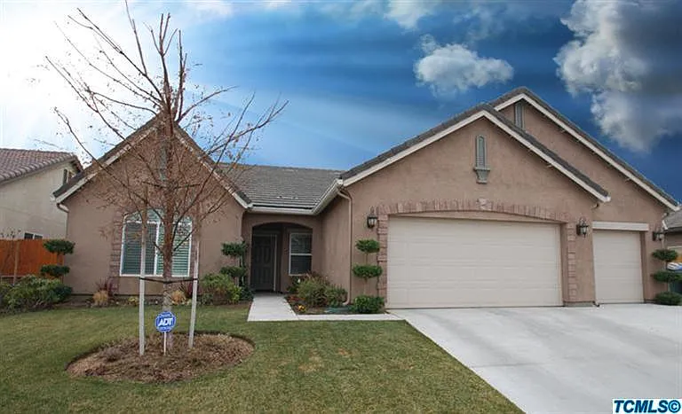 2331 W Tyler Ave photo 1
