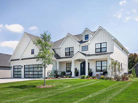 2nd image of 541 Quail St