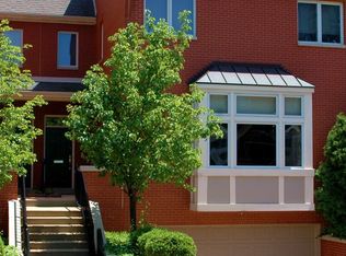 6 W Pine Ct, Saint Louis, MO 63108