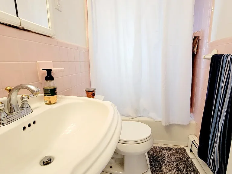 10 Hardwick St #1 — Photo 11
