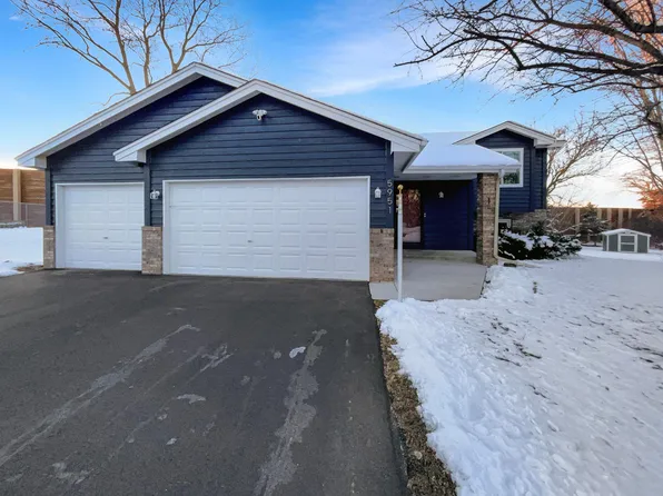 5951 Otter View Cir, White Bear Township, MN 55110