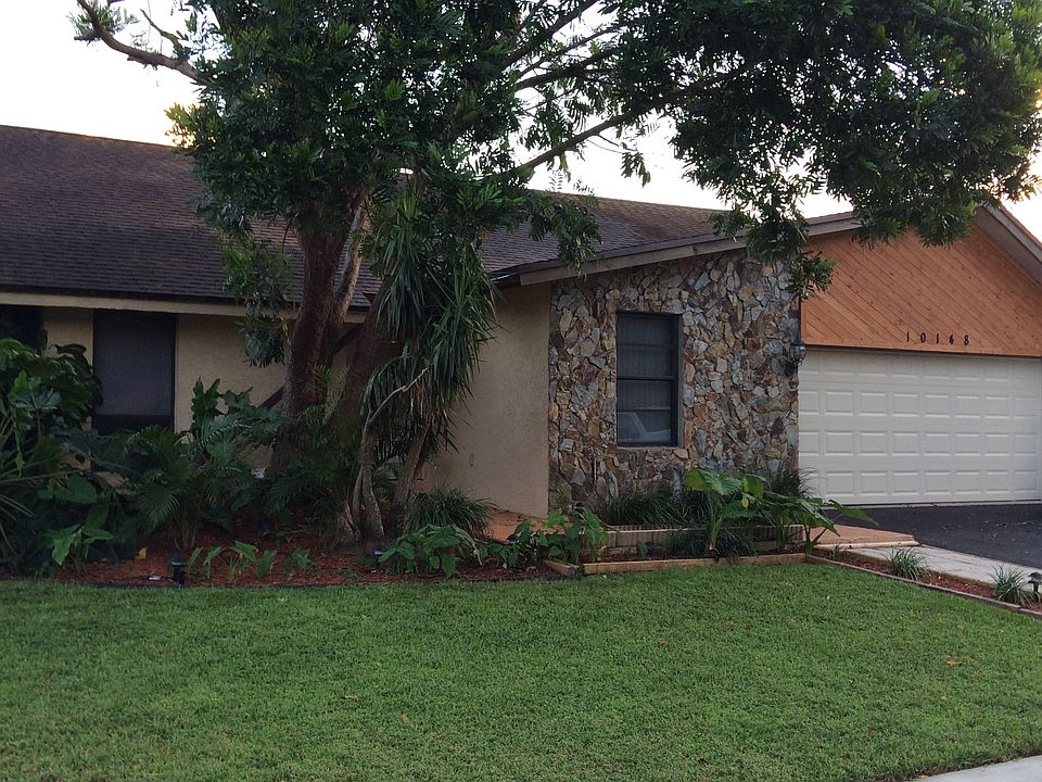 1st image of 10148 SW 53rd Ct