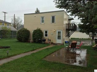 614 E 25th St, Hibbing, MN 55746