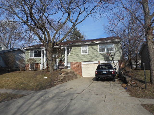 2nd image of 6945 Hemlock St