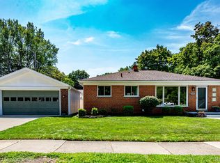 3088 Sylvan Dr, Royal Oak, MI 48073