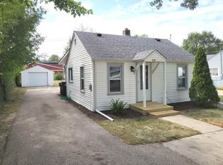 735 Anna Ave, Loves Park, IL 61111